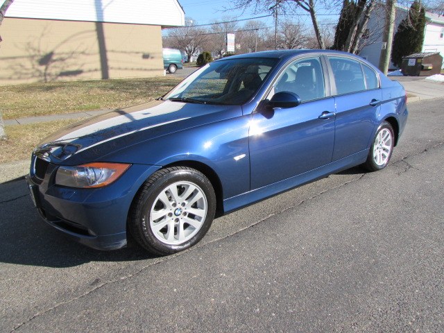 2006 BMW 3 Series 325xi 4dr Sdn AWD, available for sale in Milford, Connecticut | Chip's Auto Sales Inc. Milford, Connecticut