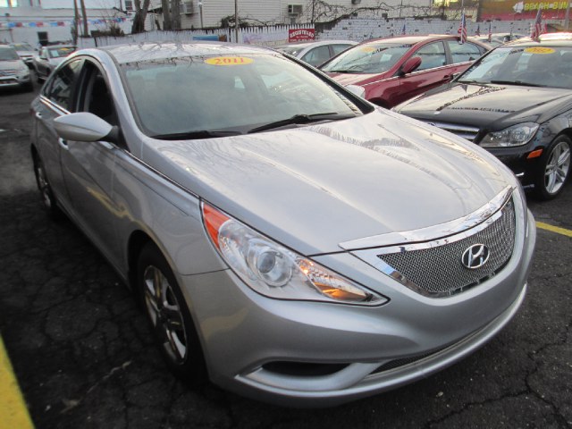 2011 Hyundai Sonata 4dr Sdn 2.4L Man GLS *Ltd Avai, available for sale in Middle Village, New York | Road Masters II INC. Middle Village, New York