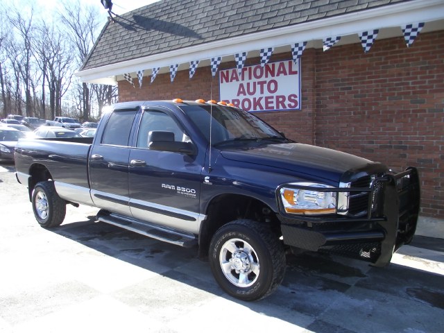 2006 Dodge Ram 3500 4dr Quad Cab DIESEL 4WD SLT, available for sale in Waterbury, Connecticut | National Auto Brokers, Inc.. Waterbury, Connecticut