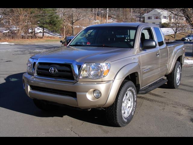 2006 Toyota Tacoma V6, available for sale in Canton, Connecticut | Canton Auto Exchange. Canton, Connecticut