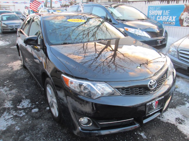 2013 Toyota Camry SE, available for sale in Middle Village, New York | Road Masters II INC. Middle Village, New York