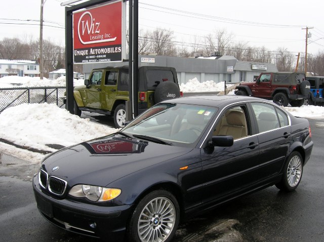 2002 BMW 3 Series 330xi 4dr Sdn AWD, available for sale in Stratford, Connecticut | Wiz Leasing Inc. Stratford, Connecticut