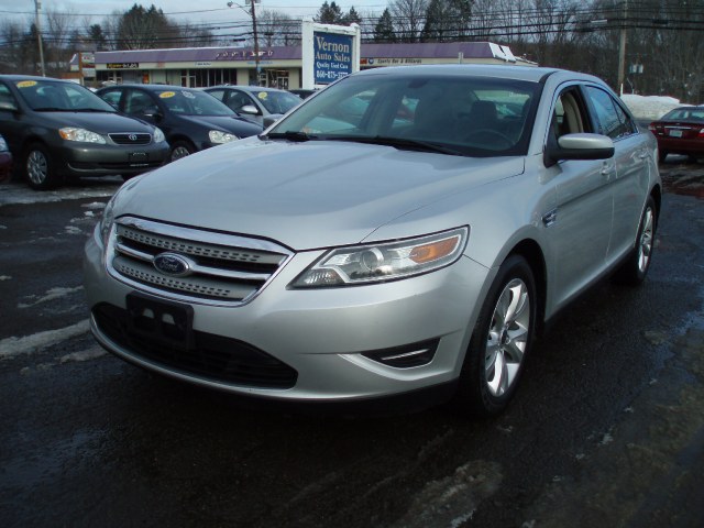2011 Ford Taurus 4dr Sdn SEL FWD, available for sale in Manchester, Connecticut | Vernon Auto Sale & Service. Manchester, Connecticut