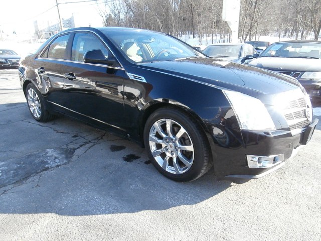 2009 Cadillac CTS 4dr Sdn AWD w/1SB, available for sale in Waterbury, Connecticut | Jim Juliani Motors. Waterbury, Connecticut