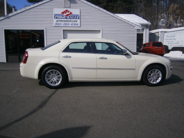 2010 Chrysler 300 4dr Sdn Touring RWD Fleet, available for sale in Thomaston, CT