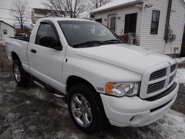 2005 Dodge Ram 1500 2dr Reg Cab 120.5" WB 4WD SLT, available for sale in West Babylon, New York | SGM Auto Sales. West Babylon, New York