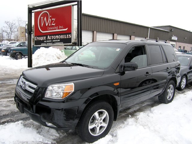 2008 Honda Pilot 4WD 4dr EX-L, available for sale in Stratford, Connecticut | Wiz Leasing Inc. Stratford, Connecticut