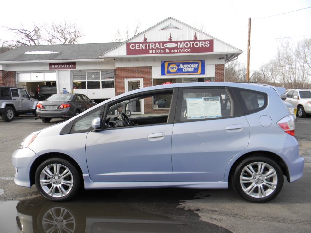 2010 Honda Fit 5dr HB Man Sport, available for sale in Southborough, Massachusetts | M&M Vehicles Inc dba Central Motors. Southborough, Massachusetts