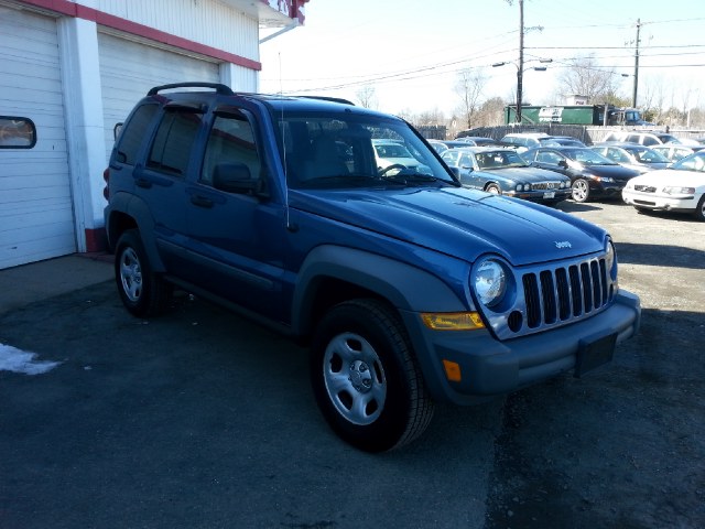 2006 Jeep Liberty 4dr Sport 4WD, available for sale in Berlin, Connecticut | Action Automotive. Berlin, Connecticut