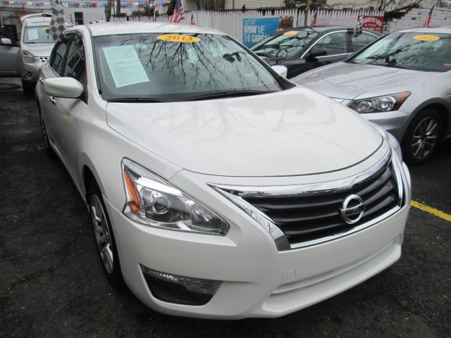 2013 Nissan Altima 4dr Sdn I4 2.5 S, available for sale in Middle Village, New York | Road Masters II INC. Middle Village, New York