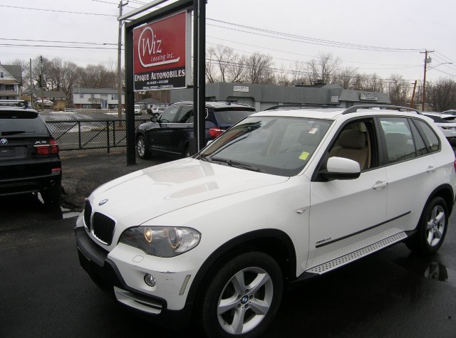 2009 BMW X5 AWD 4dr 30i, available for sale in Stratford, Connecticut | Wiz Leasing Inc. Stratford, Connecticut