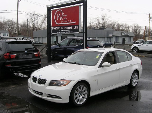 2008 BMW 3 Series 4dr Sdn 335xi AWD, available for sale in Stratford, Connecticut | Wiz Leasing Inc. Stratford, Connecticut