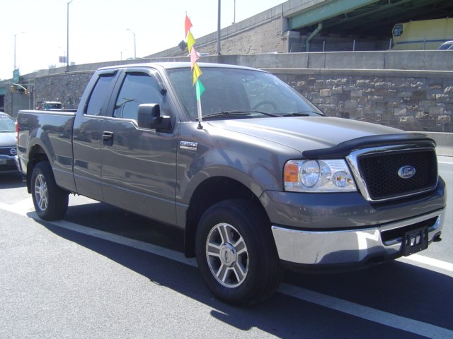 2007 Ford F-150 4WD Supercab 133" XLT, available for sale in Brooklyn, New York | NY Auto Auction. Brooklyn, New York