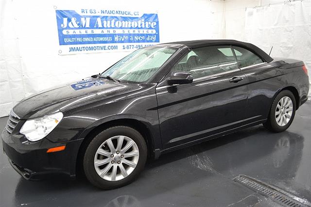 2010 Chrysler Sebring 2d Convertible LXi Touring, available for sale in Naugatuck, Connecticut | J&M Automotive Sls&Svc LLC. Naugatuck, Connecticut