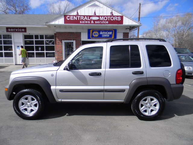 2004 Jeep Liberty 4dr Sport 4WD, available for sale in Southborough, Massachusetts | M&M Vehicles Inc dba Central Motors. Southborough, Massachusetts