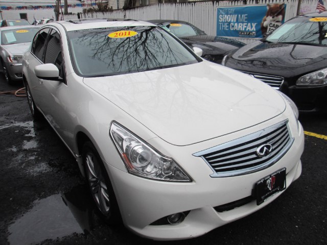 2011 Infiniti G37 Sedan 4dr x AWD, available for sale in Middle Village, New York | Road Masters II INC. Middle Village, New York