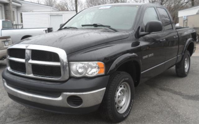 2004 Dodge Ram 1500 4dr Quad Cab 140.5" WB 4WD ST, available for sale in Patchogue, New York | Romaxx Truxx. Patchogue, New York