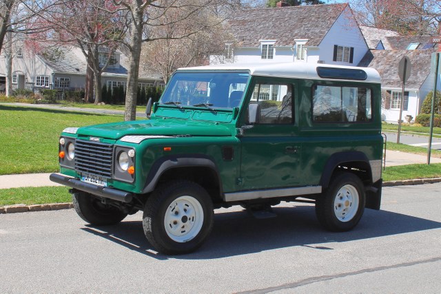 1988 Land Rover Defender 90 Turbo Diesel, available for sale in Great Neck, New York | Great Neck Car Buyers & Sellers. Great Neck, New York