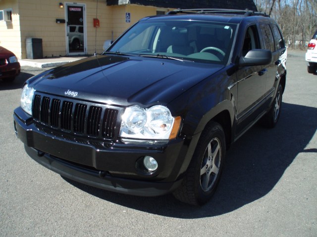 2007 Jeep Grand Cherokee 4WD 4dr Laredo, available for sale in Manchester, Connecticut | Vernon Auto Sale & Service. Manchester, Connecticut