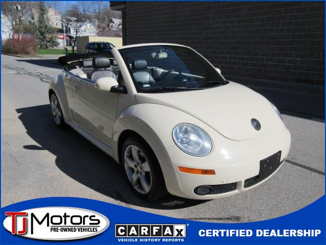 2006 Volkswagen New Beetle Convertible 2dr 2.5L Auto, available for sale in New London, Connecticut | TJ Motors. New London, Connecticut