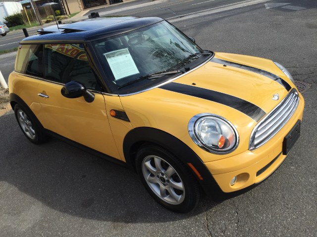 2008 MINI Cooper Hardtop 2dr Cpe with panoramic, available for sale in Huntington Station, New York | Huntington Auto Mall. Huntington Station, New York