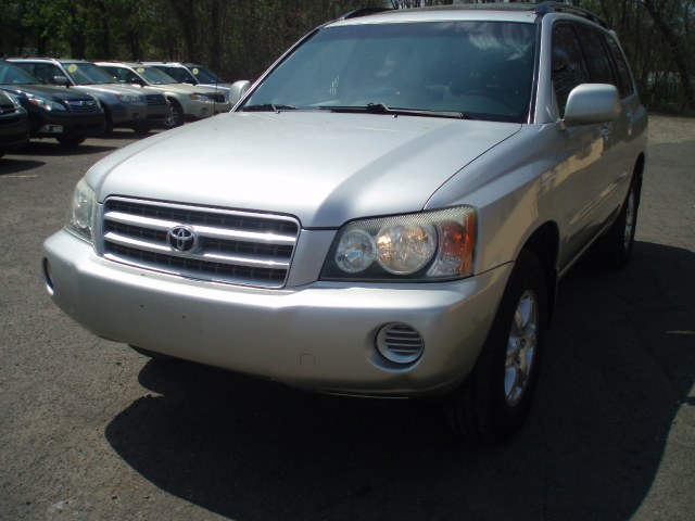 2002 Toyota Highlander 4dr V6 4WD, available for sale in Manchester, Connecticut | Vernon Auto Sale & Service. Manchester, Connecticut