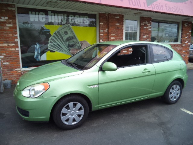 2007 Hyundai Accent 3dr HB Auto GS, available for sale in Naugatuck, Connecticut | Riverside Motorcars, LLC. Naugatuck, Connecticut