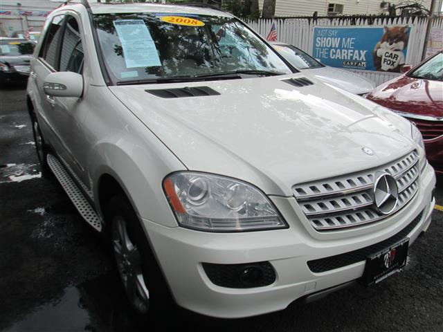 2008 Mercedes-Benz M-Class 4MATIC 4dr 3.5L w/ nav/enterta, available for sale in Middle Village, New York | Road Masters II INC. Middle Village, New York