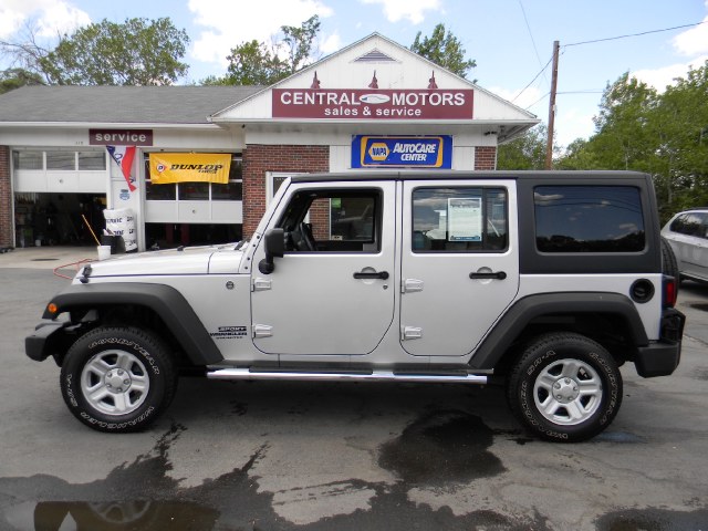 2010 Jeep Wrangler Unlimited 4WD 4dr Sport, available for sale in Southborough, Massachusetts | M&M Vehicles Inc dba Central Motors. Southborough, Massachusetts