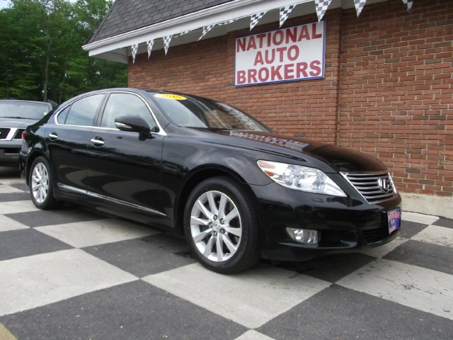 2010 Lexus LS 460 4dr Sdn AWD, available for sale in Waterbury, Connecticut | National Auto Brokers, Inc.. Waterbury, Connecticut