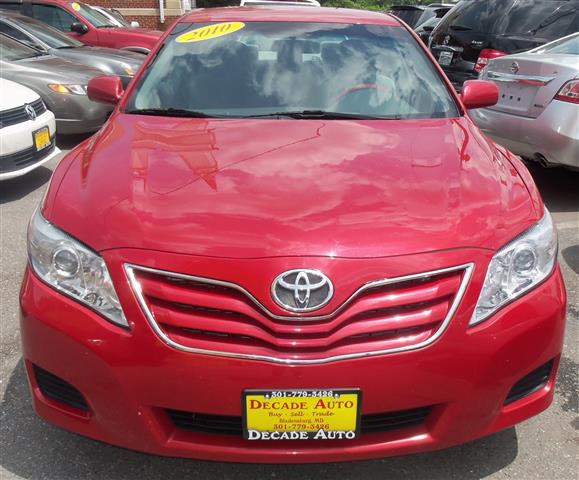 2010 Toyota Camry 4dr Sdn I4 Auto LE, available for sale in Bladensburg, Maryland | Decade Auto. Bladensburg, Maryland