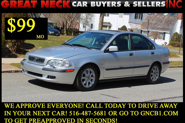 2002 Volvo S40 4dr Sdn w/Sunroof, available for sale in Great Neck, New York | Great Neck Car Buyers & Sellers. Great Neck, New York