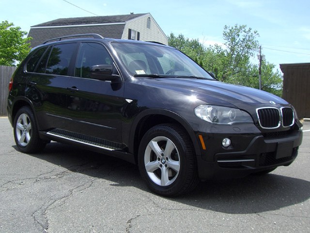 2008 BMW X5 AWD 4dr 3.0si, available for sale in Agawam, Massachusetts | Malkoon Motors. Agawam, Massachusetts