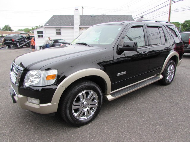 2006 Ford Explorer 4dr 114" WB 4.0L Eddie Bauer 4, available for sale in Milford, Connecticut | Chip's Auto Sales Inc. Milford, Connecticut