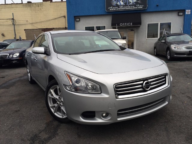 2013 Nissan Maxima 4dr Sdn 3.5 SV, available for sale in White Plains, New York | Apex Westchester Used Vehicles. White Plains, New York