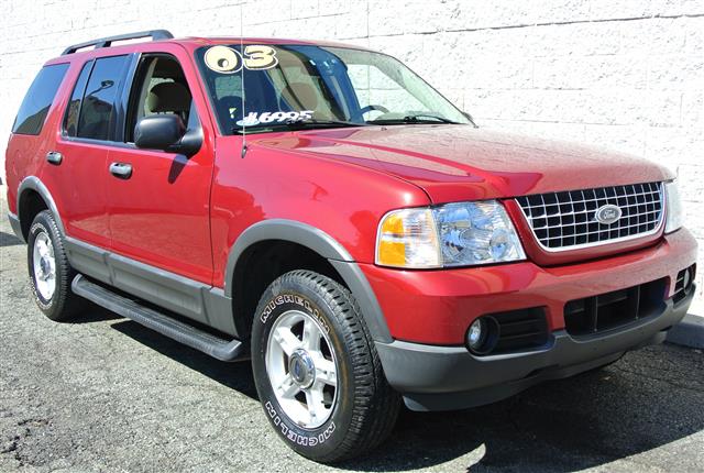 2003 Ford Explorer 4dr 114" WB 4.0L XLT 4WD, available for sale in Bronx, New York | New York Motors Group Solutions LLC. Bronx, New York