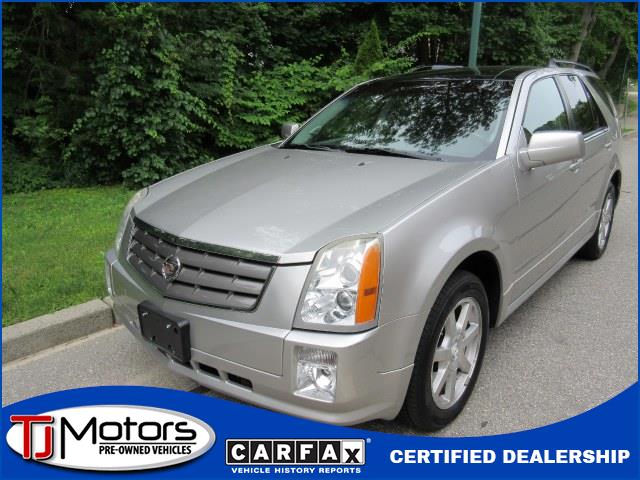 2005 Cadillac SRX 4dr V8  AWD, available for sale in New London, Connecticut | TJ Motors. New London, Connecticut