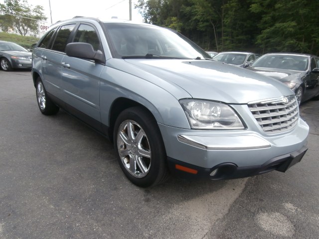 2006 Chrysler Pacifica 4dr Wgn Touring AWD, available for sale in Waterbury, Connecticut | Jim Juliani Motors. Waterbury, Connecticut