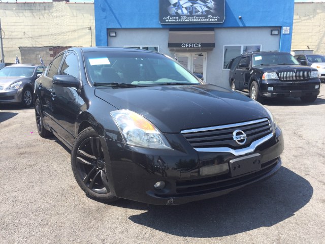 2009 Nissan Altima 4dr Sdn I4 CVT 2.5 S, available for sale in White Plains, New York | Apex Westchester Used Vehicles. White Plains, New York