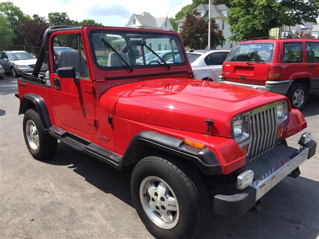 1990 Jeep Wrangler 2dr Laredo, available for sale in New Britain, Connecticut | Central Auto Sales & Service. New Britain, Connecticut
