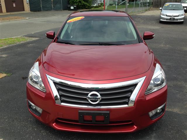 2013 Nissan Altima 4dr Sdn I4 2.5 Sl, available for sale in Springfield, Massachusetts | Fortuna Auto Sales Inc.. Springfield, Massachusetts