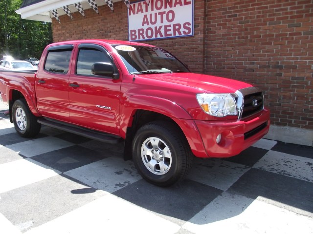 2005 Toyota Tacoma Double 128" Auto 4WD, available for sale in Waterbury, Connecticut | National Auto Brokers, Inc.. Waterbury, Connecticut