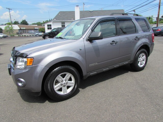 2008 Ford Escape 4WD 4dr I4 CVT Hybrid, available for sale in Milford, Connecticut | Chip's Auto Sales Inc. Milford, Connecticut