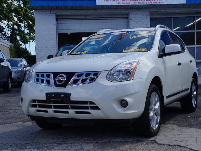 2012 Nissan Rogue SL Package, available for sale in Huntington Station, New York | Connection Auto Sales Inc.. Huntington Station, New York