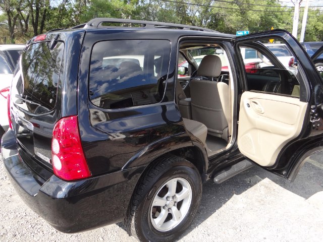 2005 Mazda Tribute 3.0L Auto s 4WD, available for sale in West Babylon, New York | SGM Auto Sales. West Babylon, New York