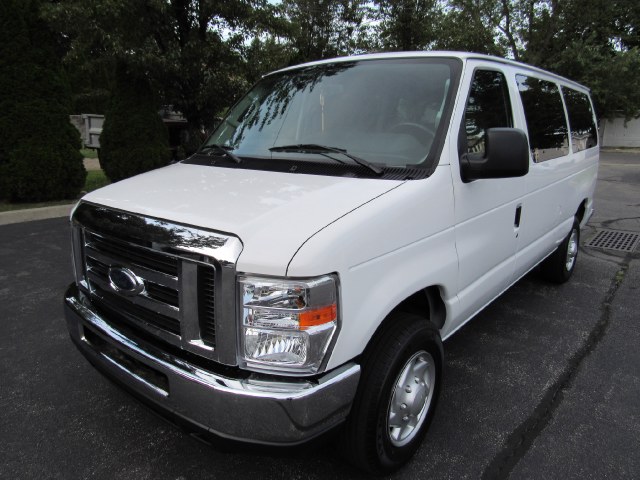 2013 Ford Econoline Wagon E-350 Super Duty XLT, available for sale in Paterson, New Jersey | MFG Prestige Auto Group. Paterson, New Jersey