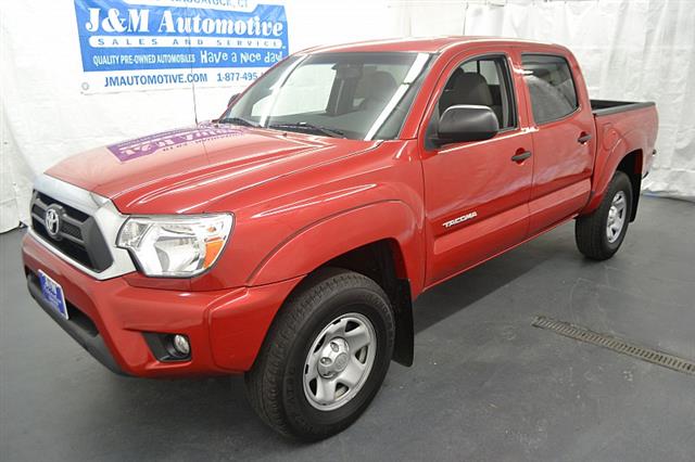2013 Toyota Tacoma 4wd Double Cab Short Bed 6spd, available for sale in Naugatuck, Connecticut | J&M Automotive Sls&Svc LLC. Naugatuck, Connecticut