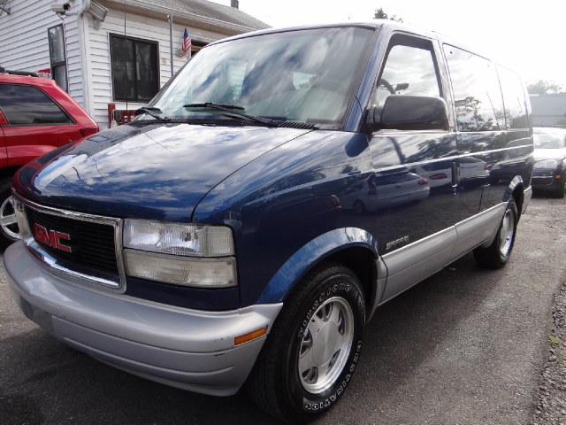 2000 GMC Safari Passenger Ext 111" WB RWD, available for sale in West Babylon, New York | SGM Auto Sales. West Babylon, New York