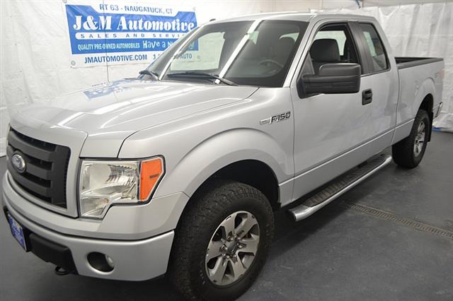 2011 Ford F150 4wd Supercab XLT, available for sale in Naugatuck, Connecticut | J&M Automotive Sls&Svc LLC. Naugatuck, Connecticut