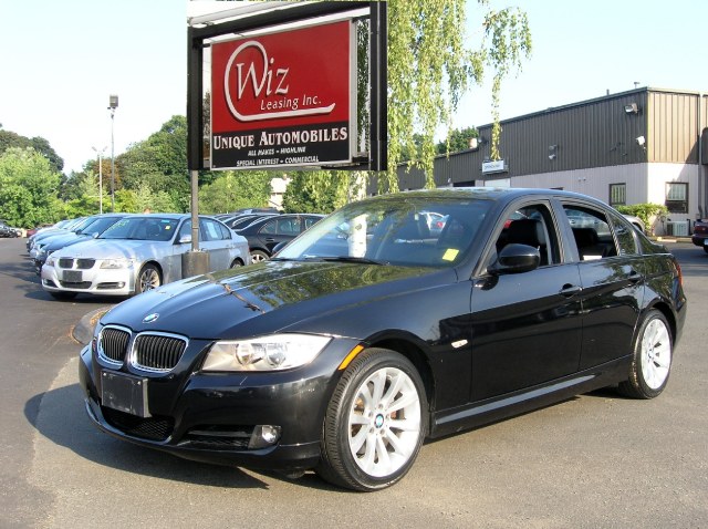 2011 BMW 3 Series 4dr Sdn 328i xDrive AWD, available for sale in Stratford, Connecticut | Wiz Leasing Inc. Stratford, Connecticut